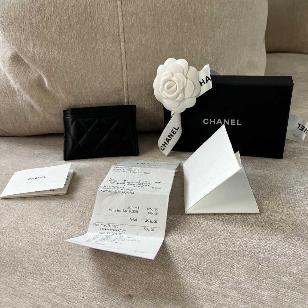 Chanel So Black Quilted Lambskin Card Holder Authentic full inclusion